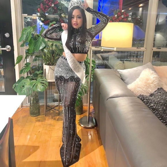 Fashion Nova Sequin Skirt Set - Picture 1 of 3